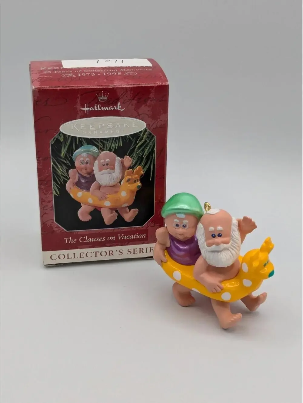 Hallmark Keepsake The Clauses on Vacation 1998 Ornament, 2nd in the Series